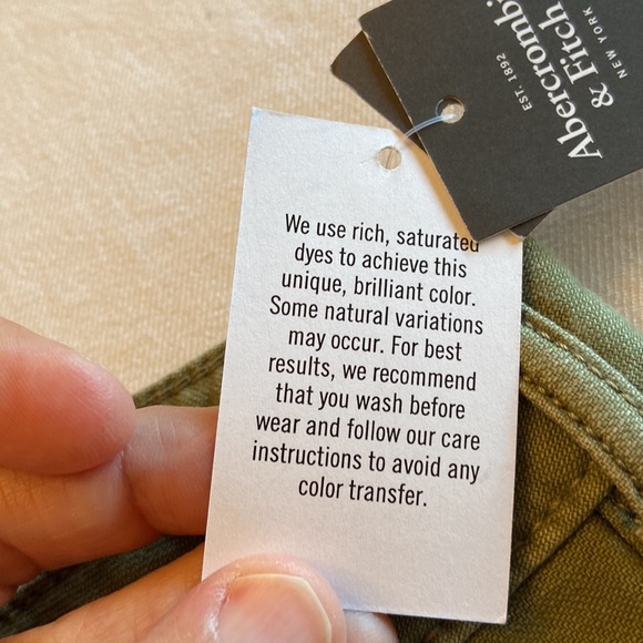 Abercrombie green khaki High rise shorts nwt 25 / 0 - Picture 4 of 11